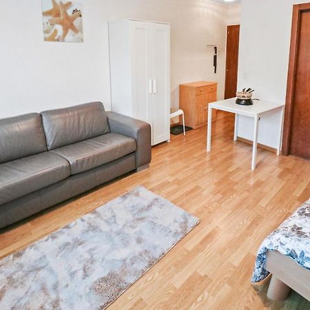 Studio Cosy Au Centre De Кранс Монтана Екстериор снимка