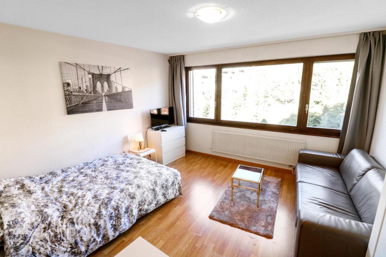 Studio Cosy Au Centre De Кранс Монтана Екстериор снимка