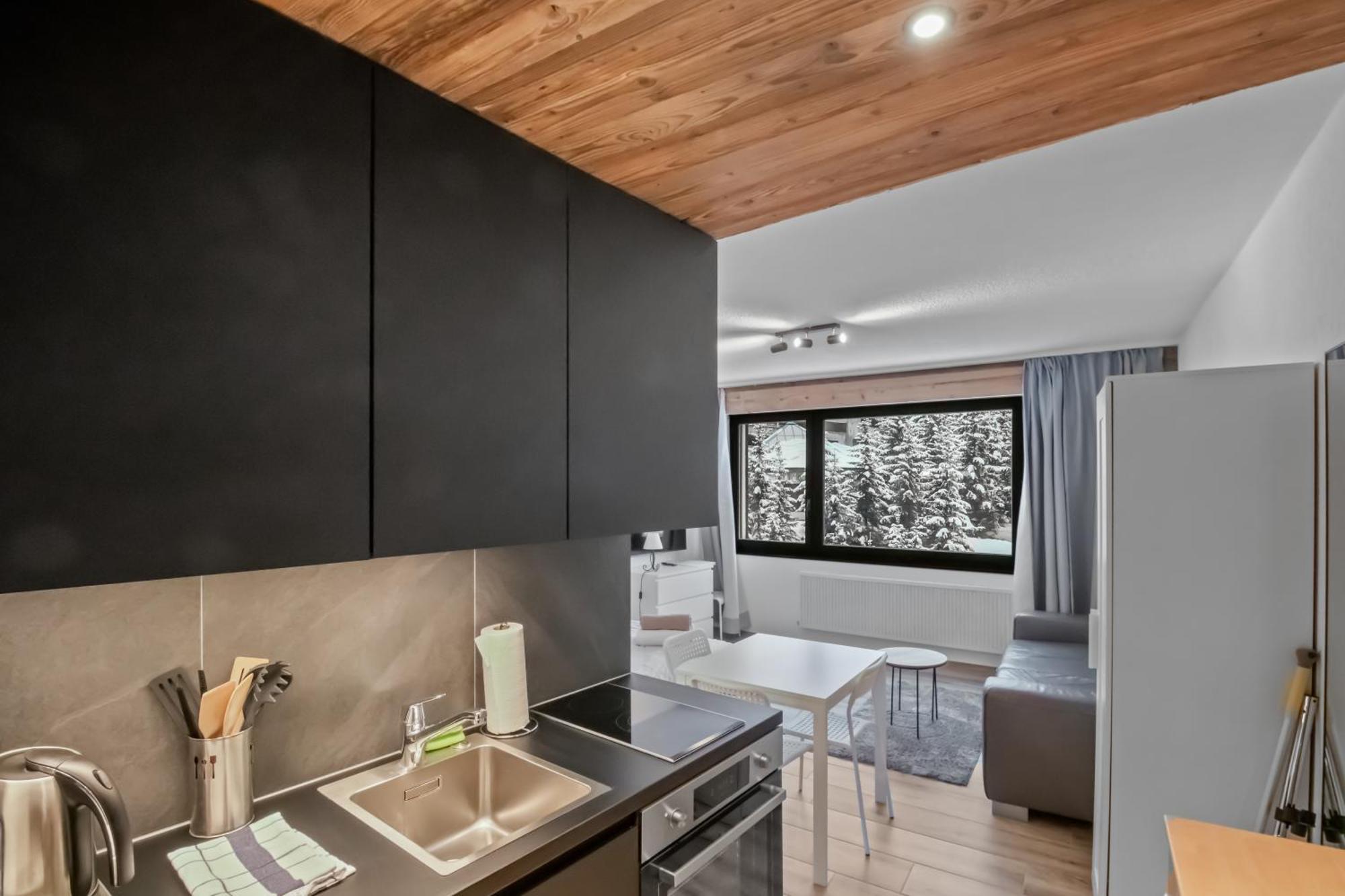 Studio Cosy Au Centre De Кранс Монтана Екстериор снимка