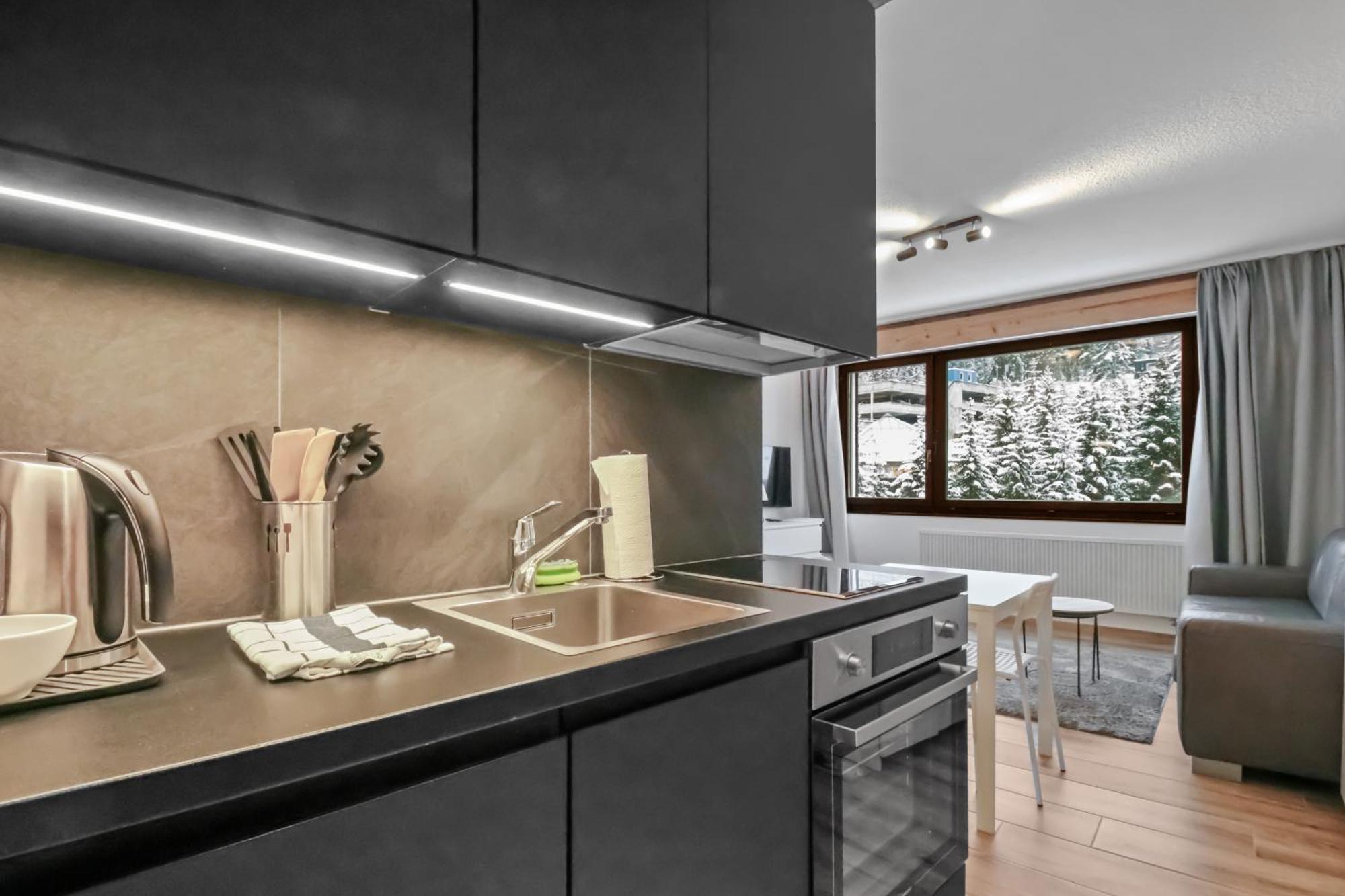 Studio Cosy Au Centre De Кранс Монтана Екстериор снимка